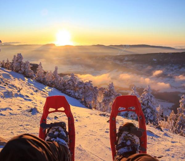 Ciaspole all'imbrunire