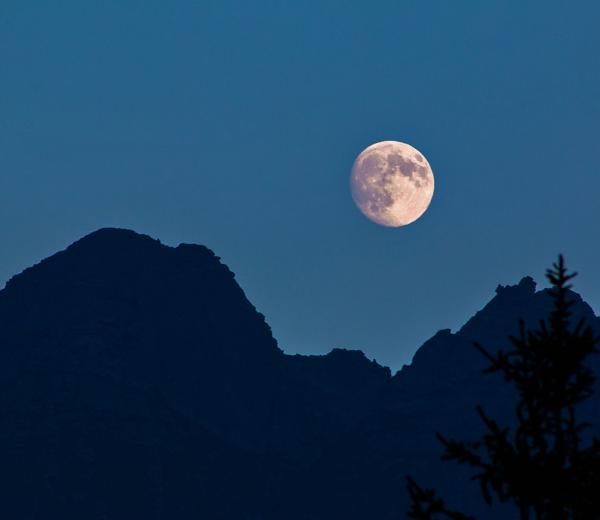 La Luna e la neve - ciaspolata notturna a Ceresole Reale
