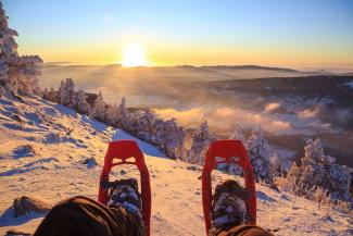 Ciaspole all'imbrunire