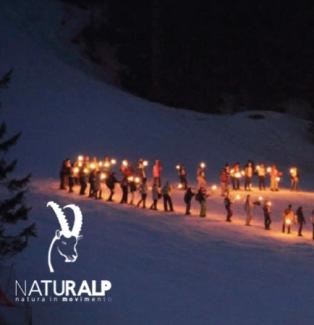 Ciaspolando verso la mezzanotte